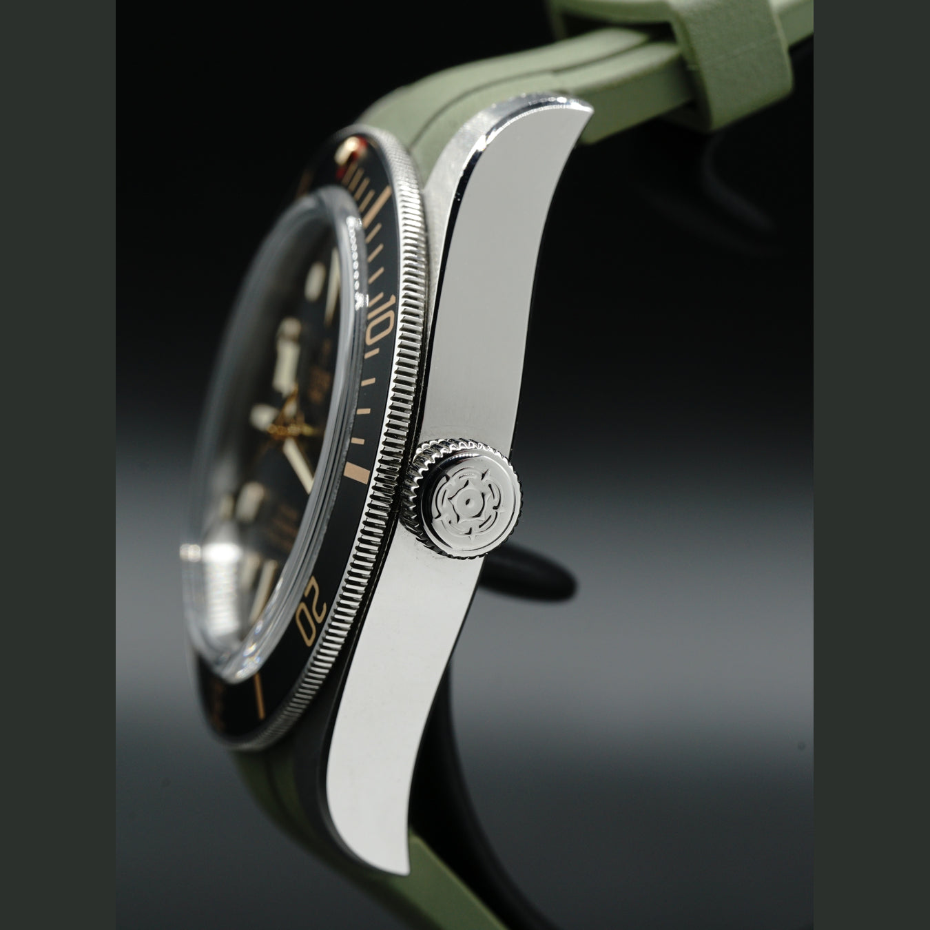 Tudor Black Bay 79030N