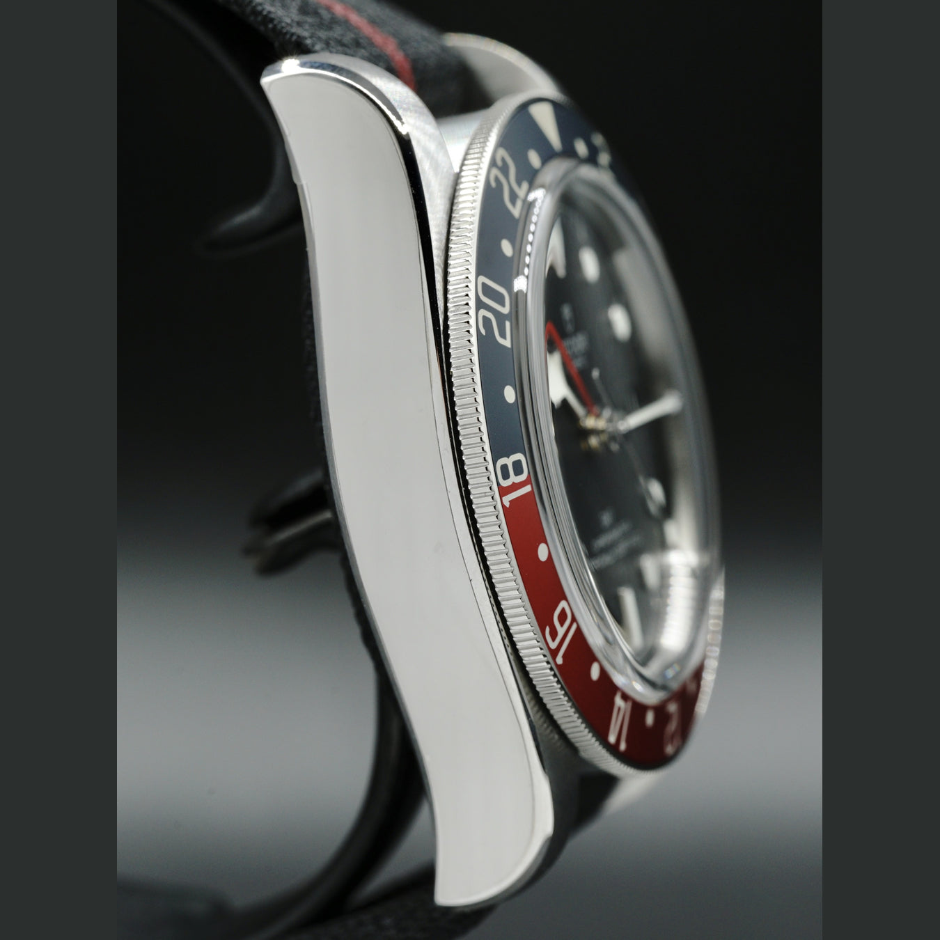 Tudor Black Bay GMT 41mm Pepsi 79830RB on NATO Strap