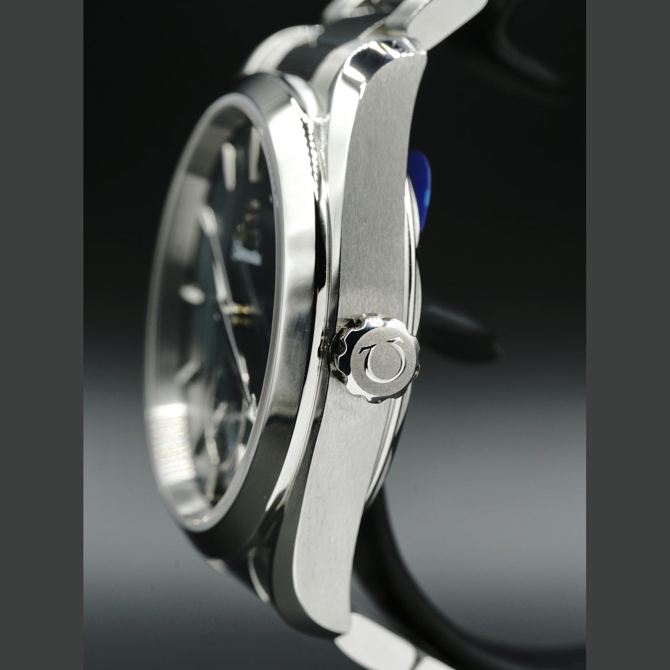 Omega Aqua Terra 150M Small Seconds Green Dial 38mm on Bracelet 220.10.38.20.10.001
