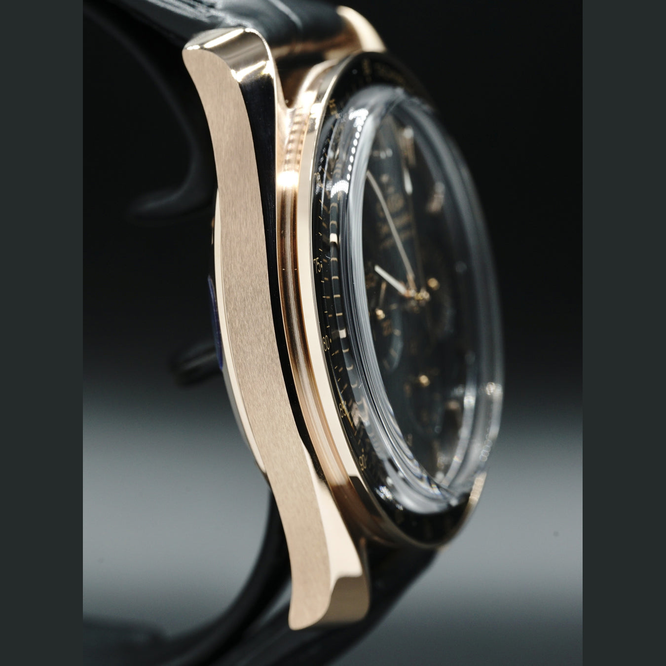 Omega Speedmaster Moonwatch Professional  Chronograph Sedna Gold 42mm 310.63.42.50.01.001