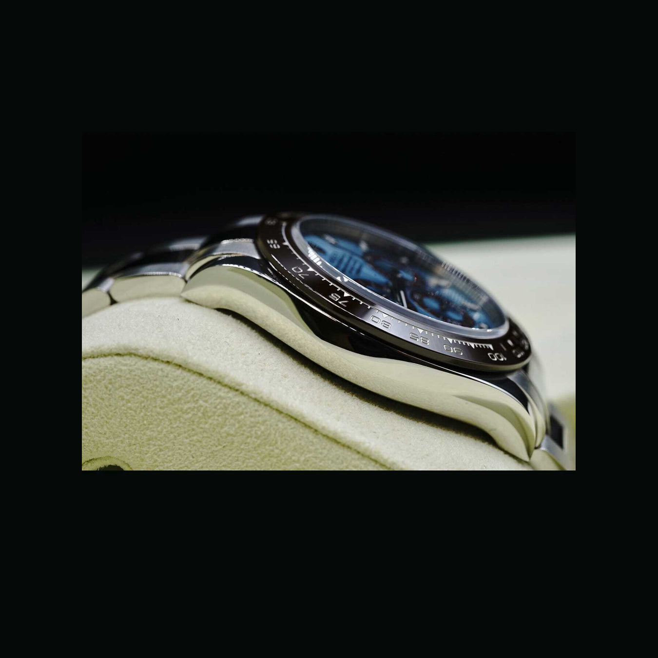 Rolex Cosmograph Daytona Platinum 1 Blue Dial 116506