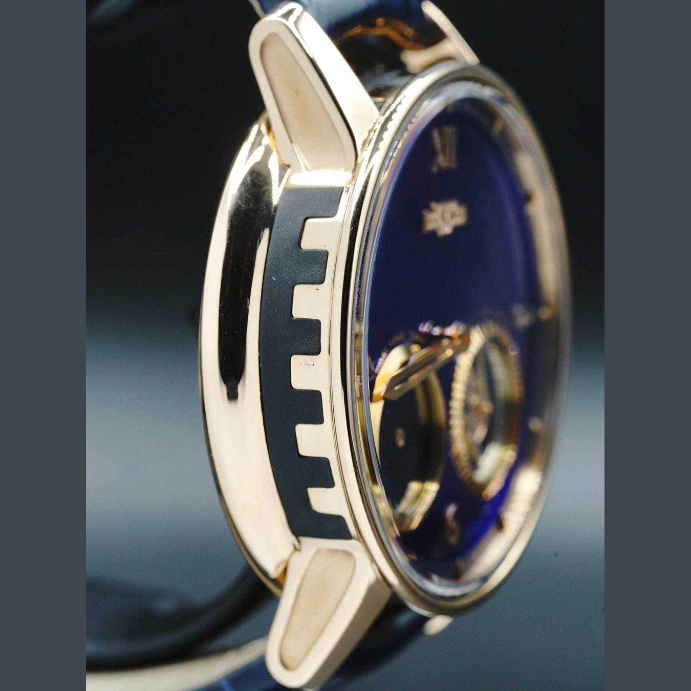 DeWitt Academia Out of Time AC.OUT.003