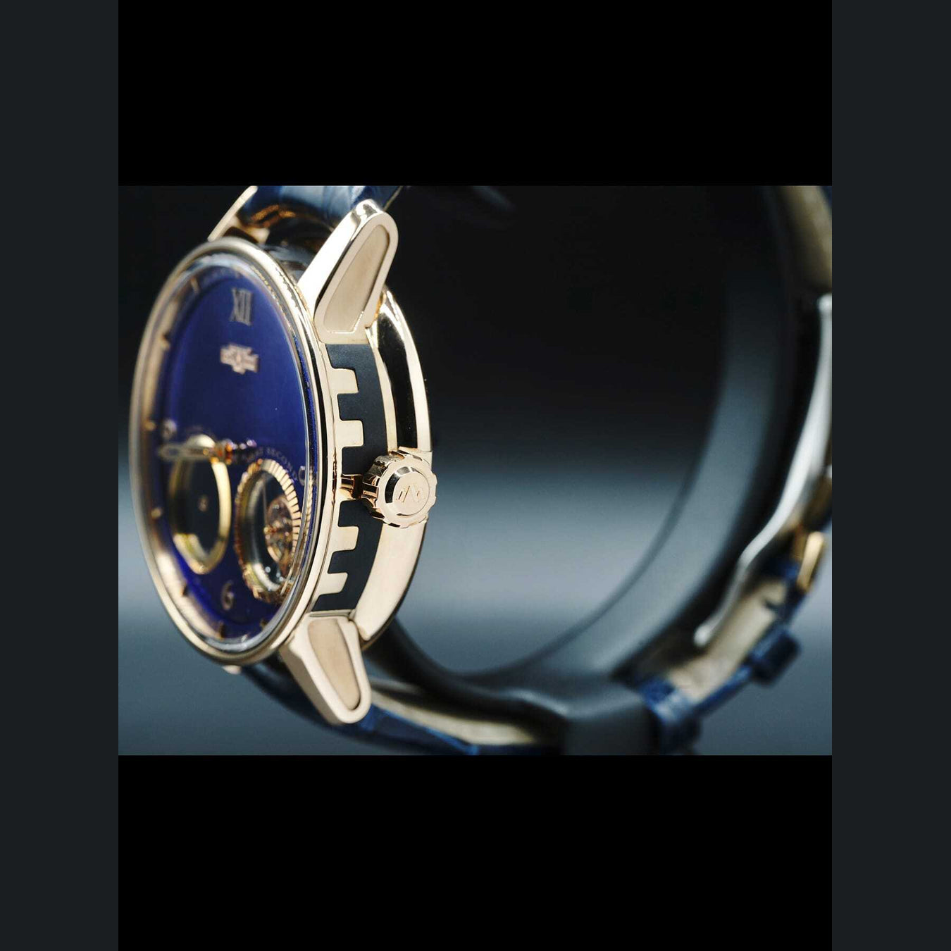 DeWitt Academia Out of Time AC.OUT.003