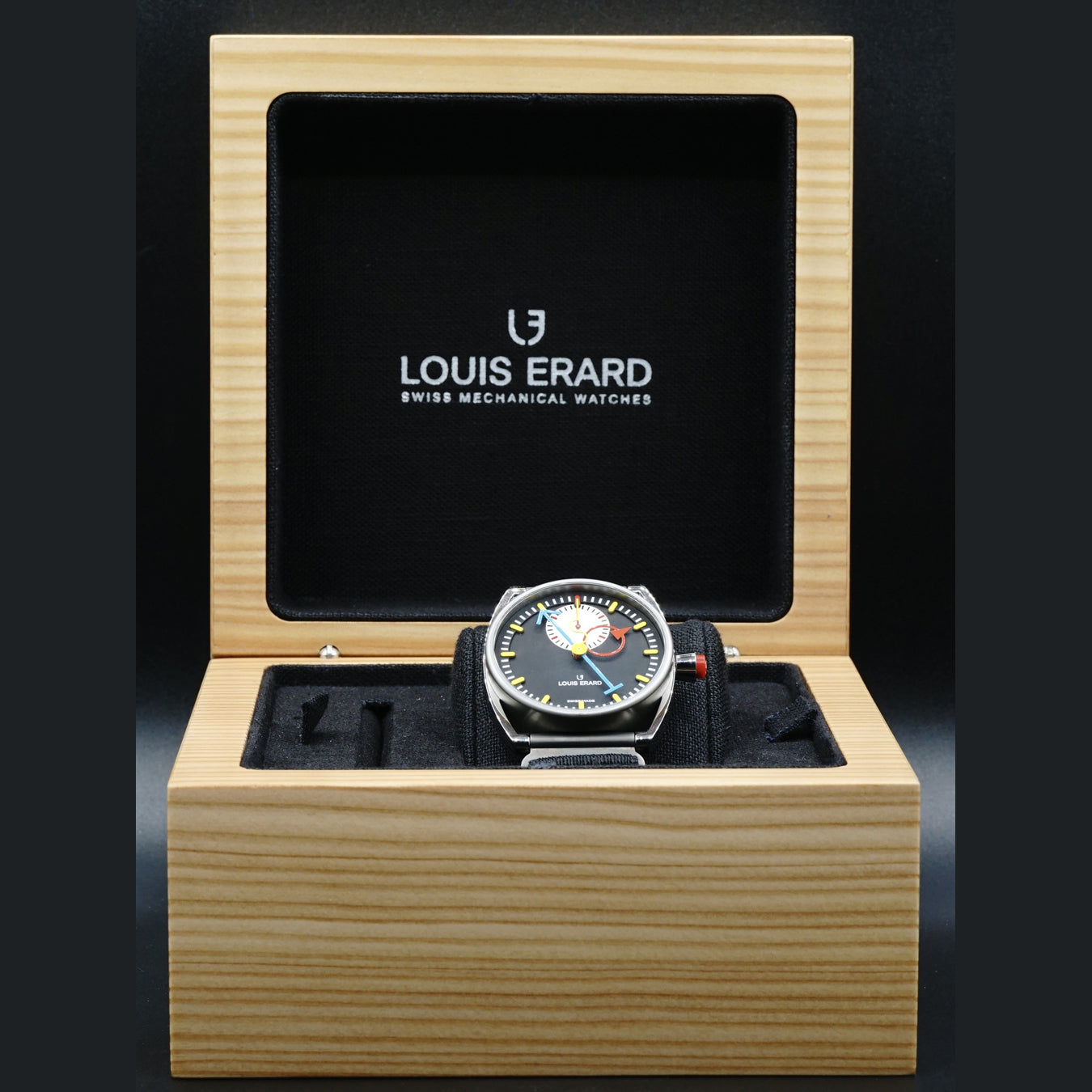Le Chrono Monopoussoir Louis Erard x Alain Silberstein 74359TT02.BTT88