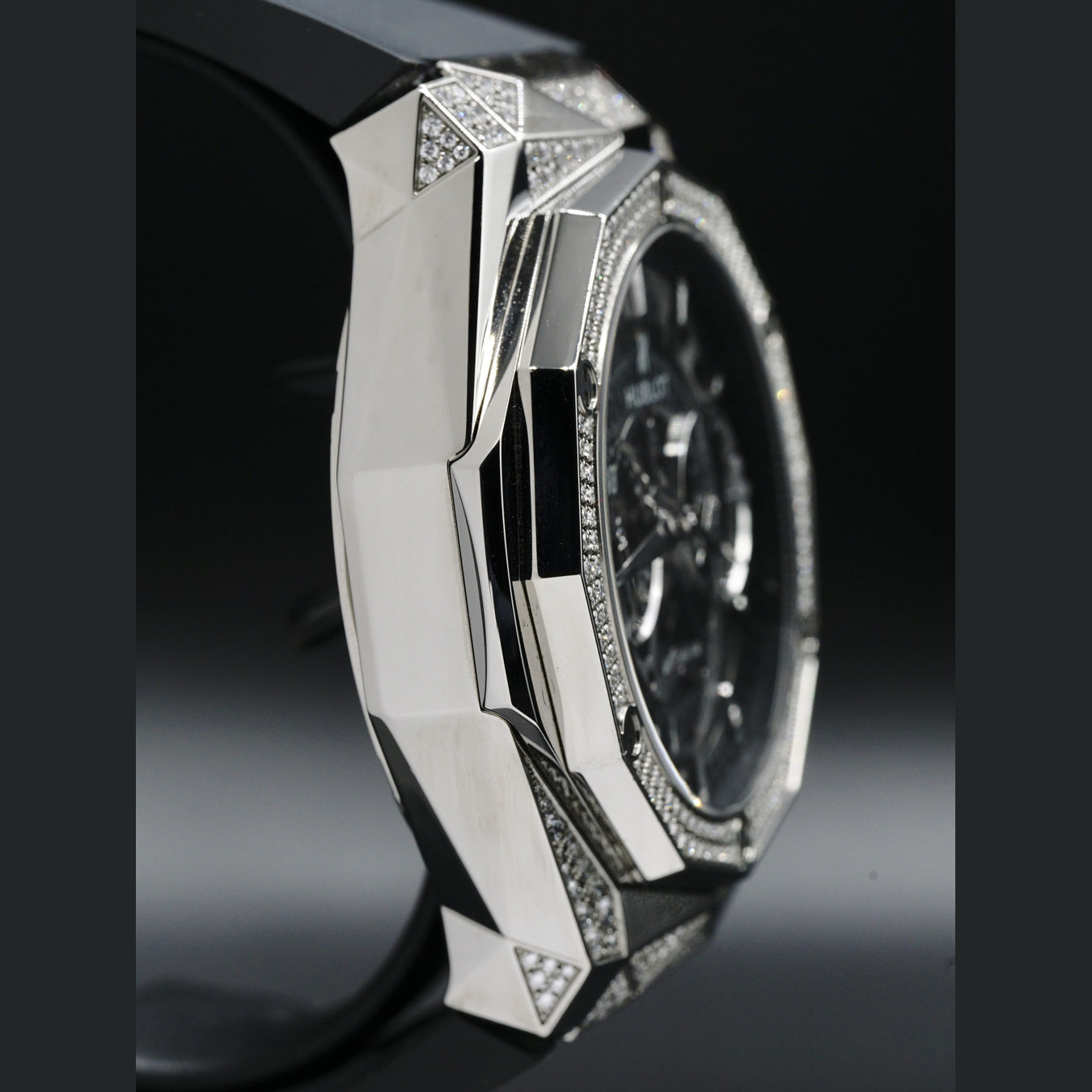 Hublot Classic Fusion Aerofusion Chronograph Orlinski Titanium Alternative Pave 525.NX.0170.RX.1804.ORL18