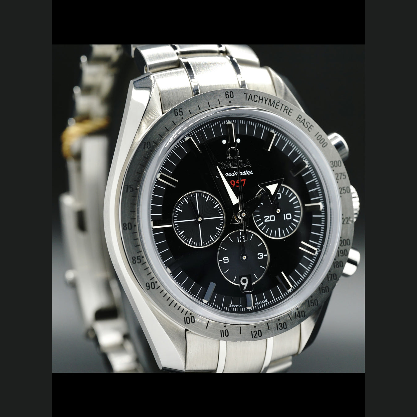 Omega Speedmaster Broad Arrow 321.10.42.50.01.001