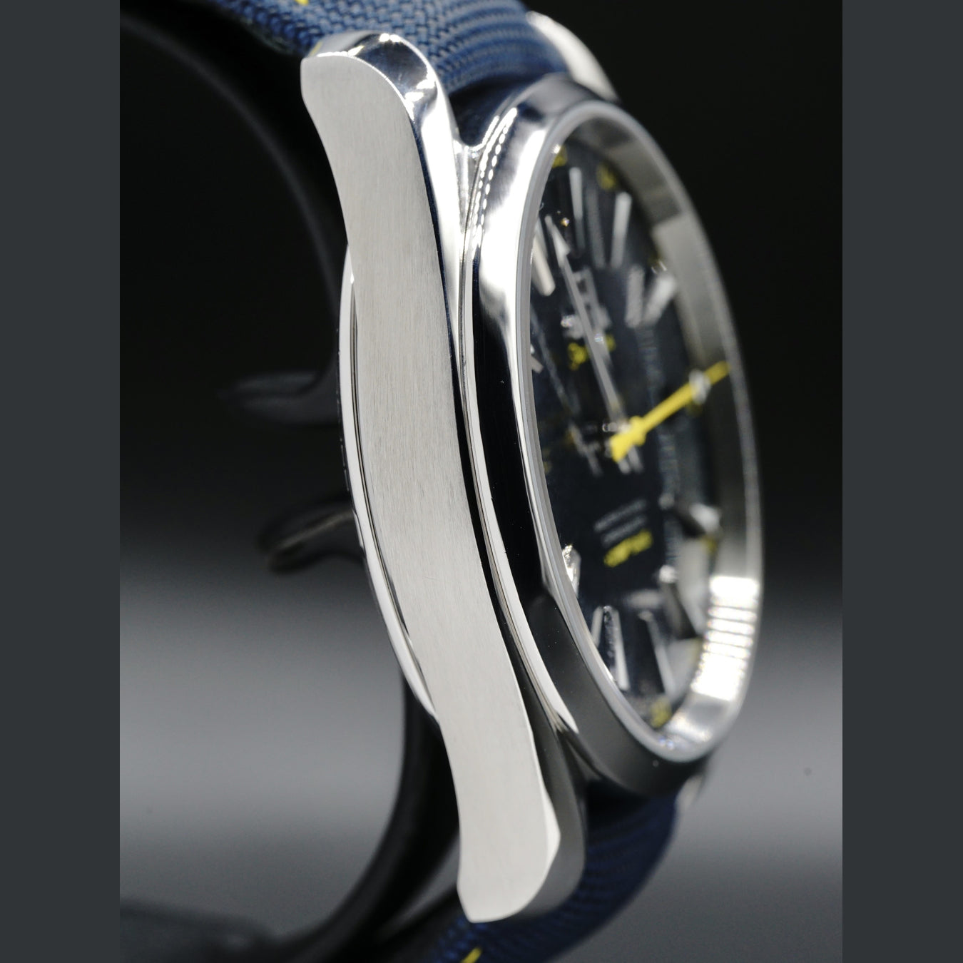 Omega Aqua Terra James Bond Limited Edition 231.10.42.21.03.004