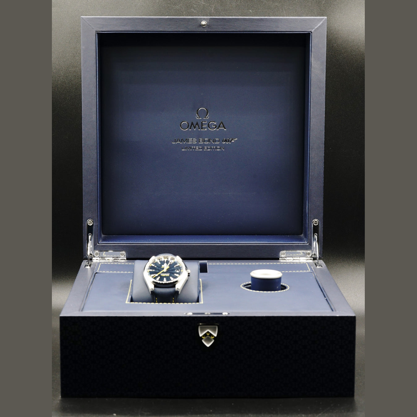 Omega Aqua Terra James Bond Limited Edition 231.10.42.21.03.004