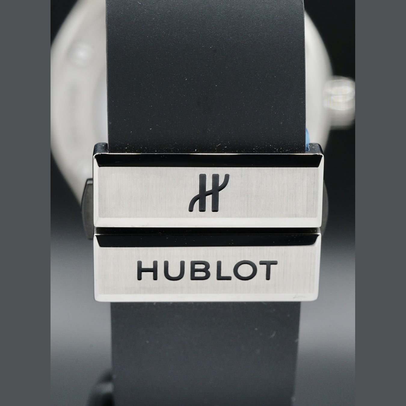 Hublot Classic Fusion 40 Years Anniversary Titanium 511.NX.1270.RX.MDM40