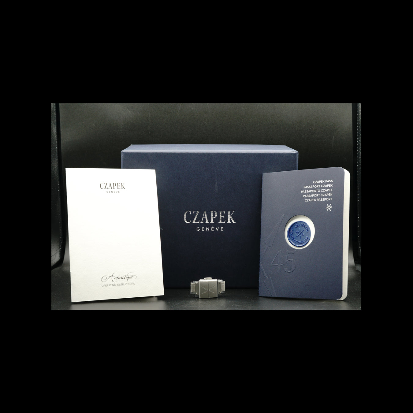 Czapek Passage De Drake Deep Blue