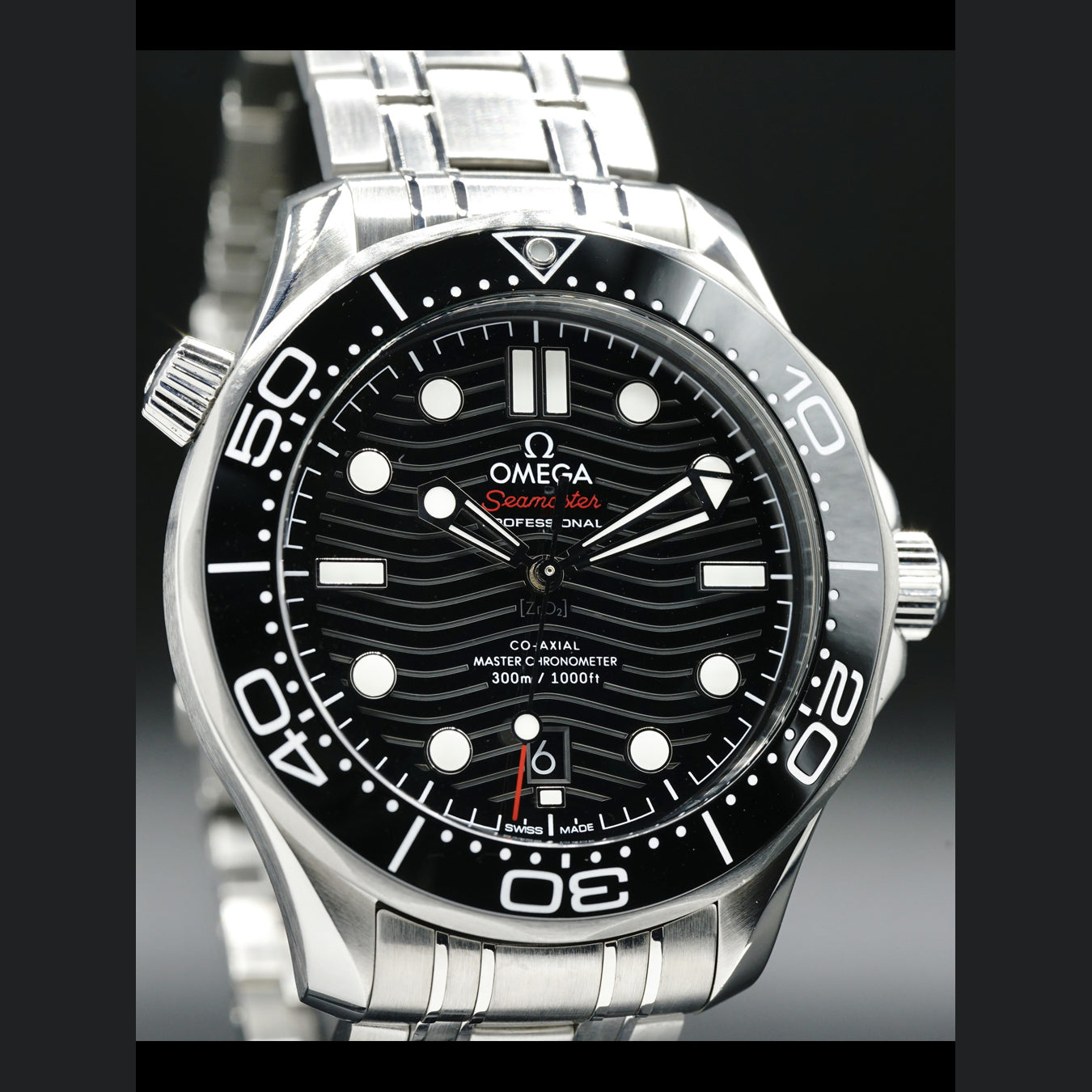 Omega Seamaster Diver 300M Co-Axial Master Chronometer Black Dial on Bracelet 210.30.42.20.01.001