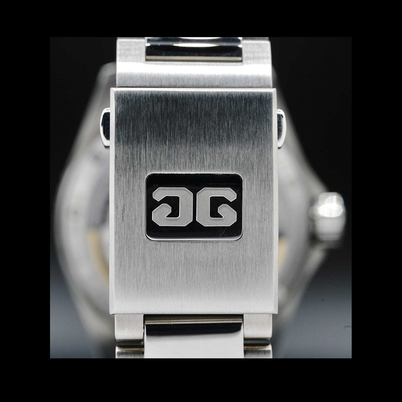 Glashütte Original SeaQ Panorama Date on Bracelet 1-36-13-01-80-70