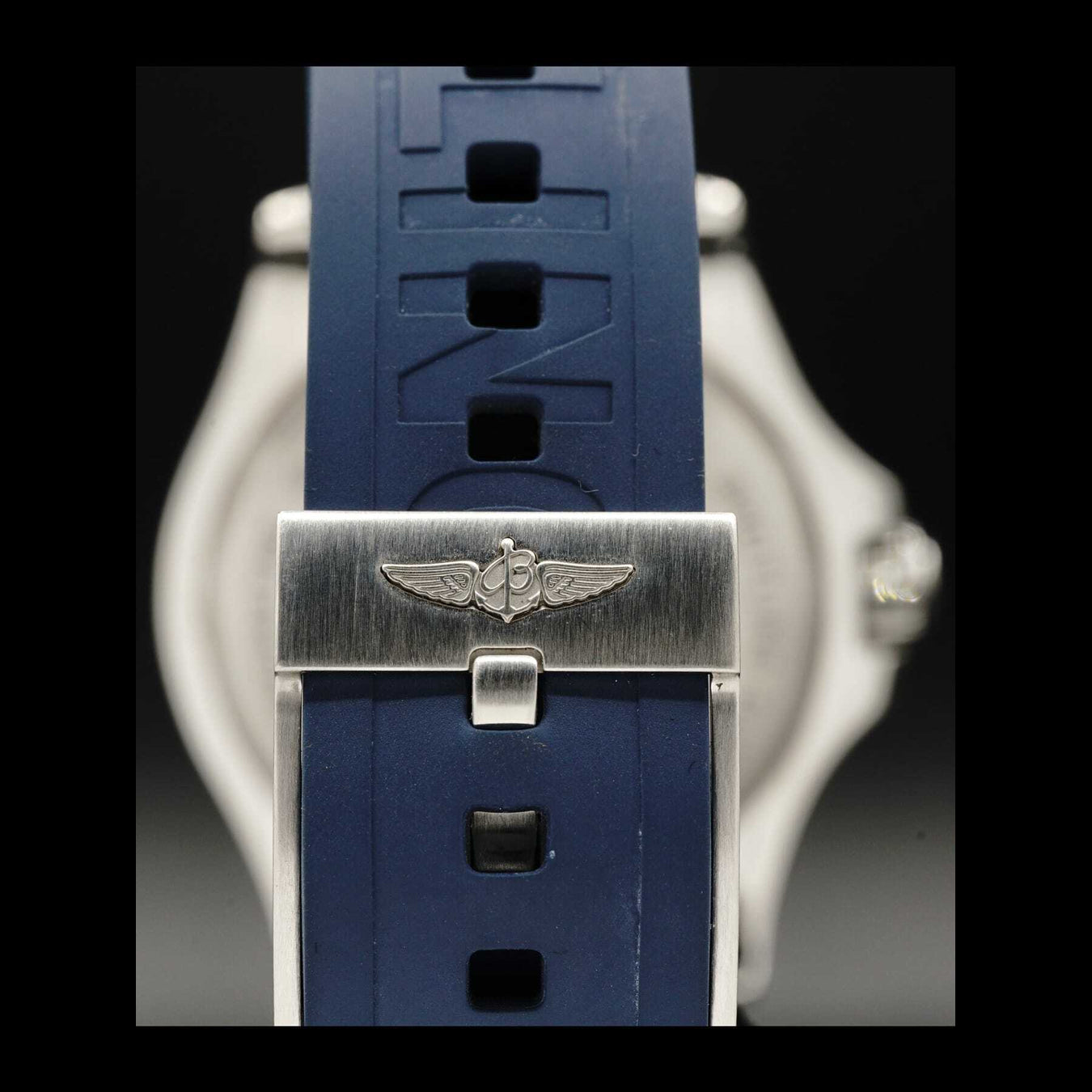 Breitling Superocean Automatic  A17366