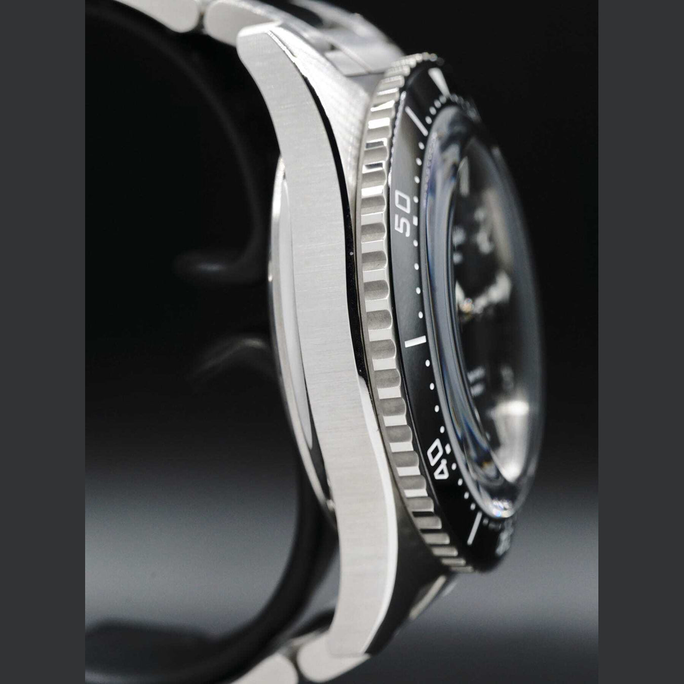 Glashütte Original SeaQ Panorama Date on Bracelet 1-36-13-01-80-70