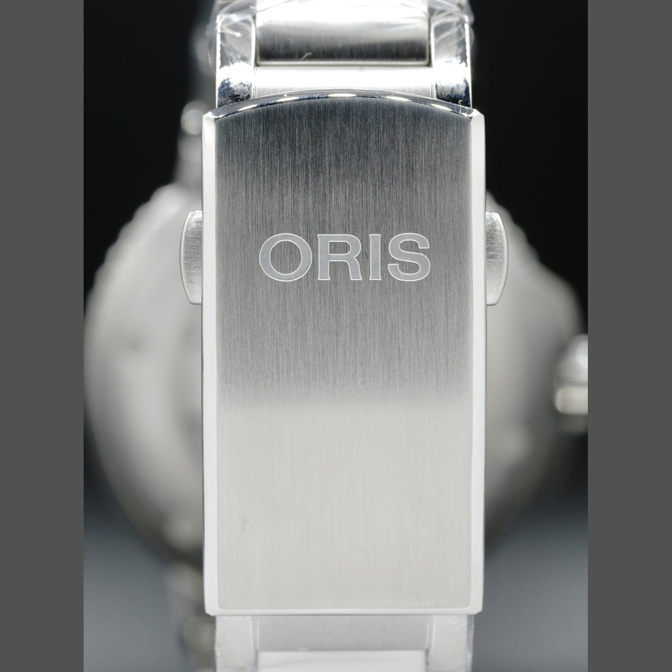 Oris Aquis Date 41.5mm Blue Dial