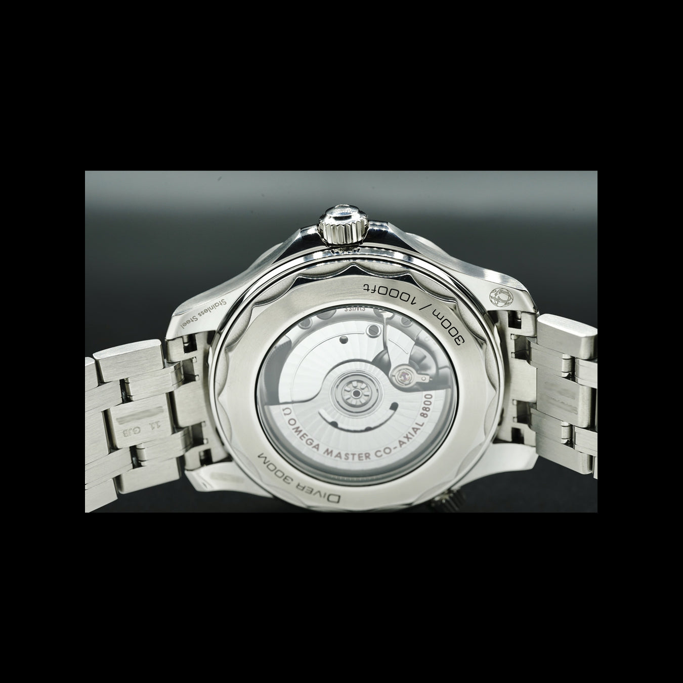 Omega Seamaster Diver 300M Co-Axial Master Chronometer on Bracelet 210.30.42.20.06.001