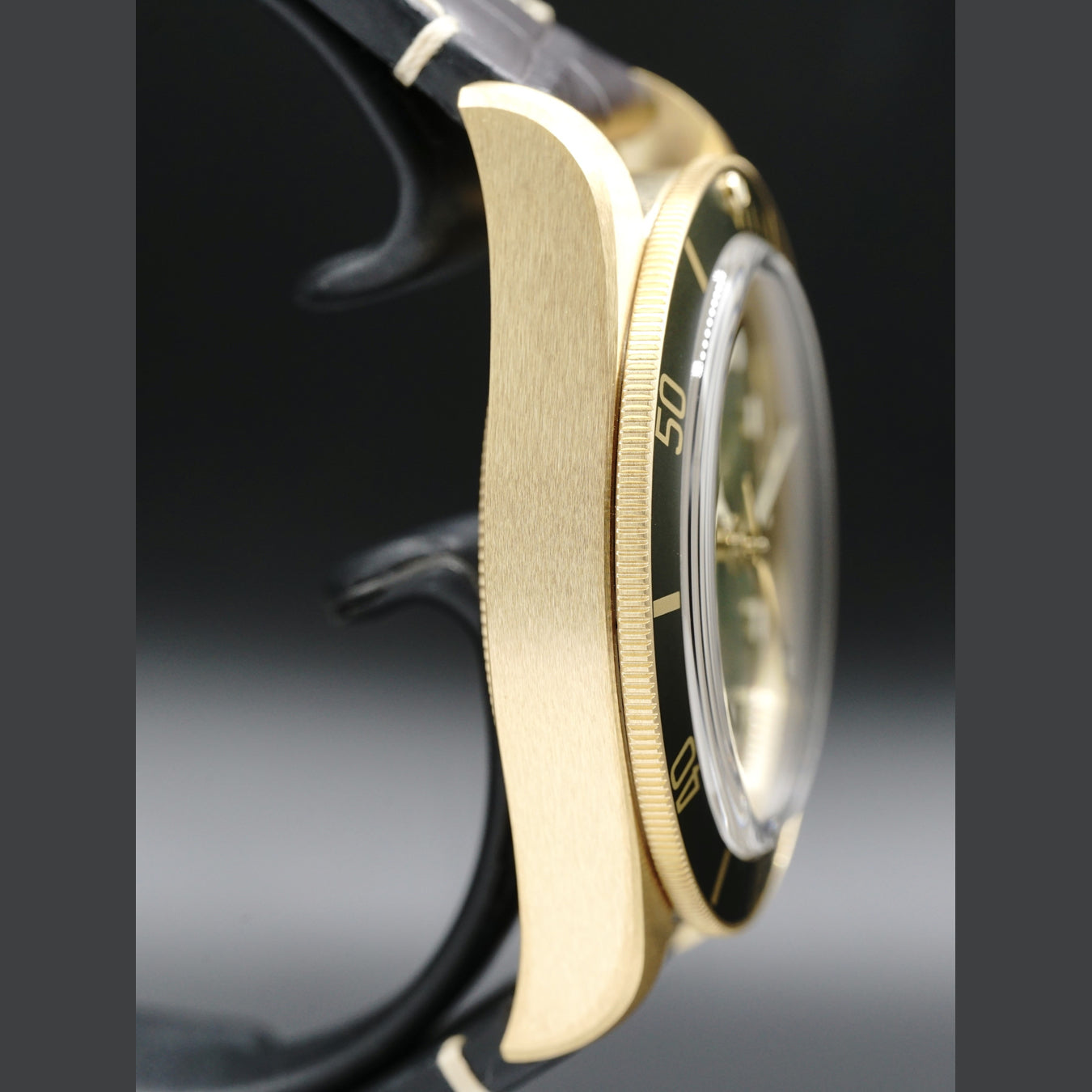 Tudor Yellow Gold Black Bay 79018V
