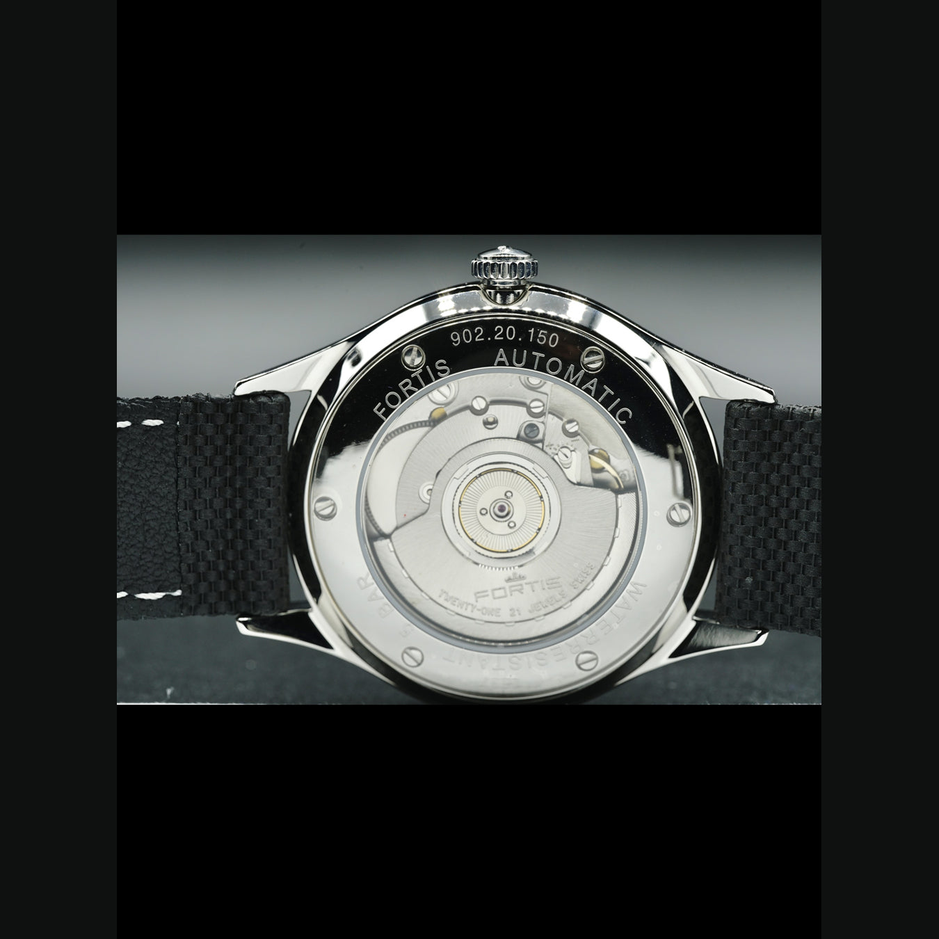 Fortis Pilot Classic Automatic Black Dial Date 902.20.150