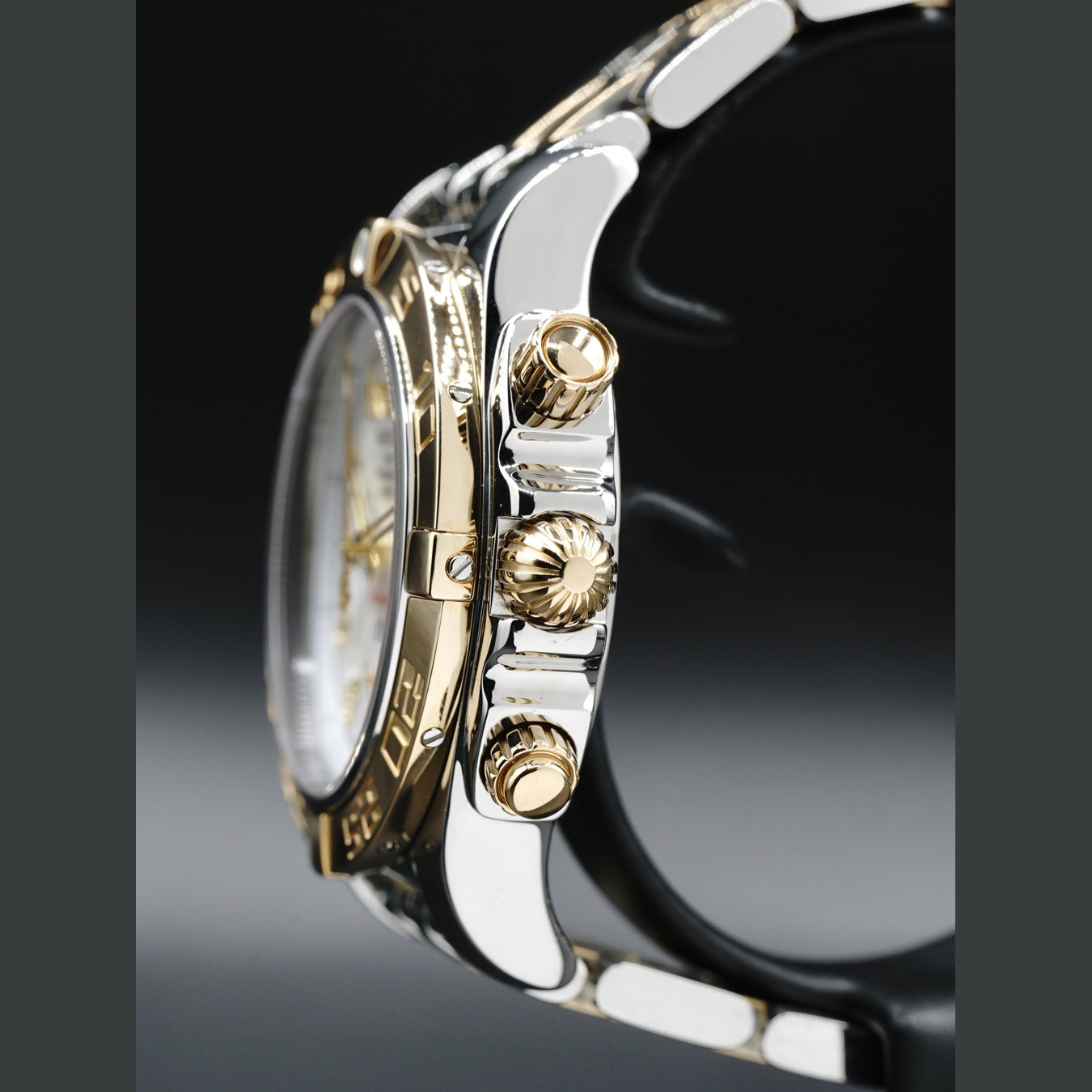 Breitling Chronomat 41 CB0140Y2/A743-378C