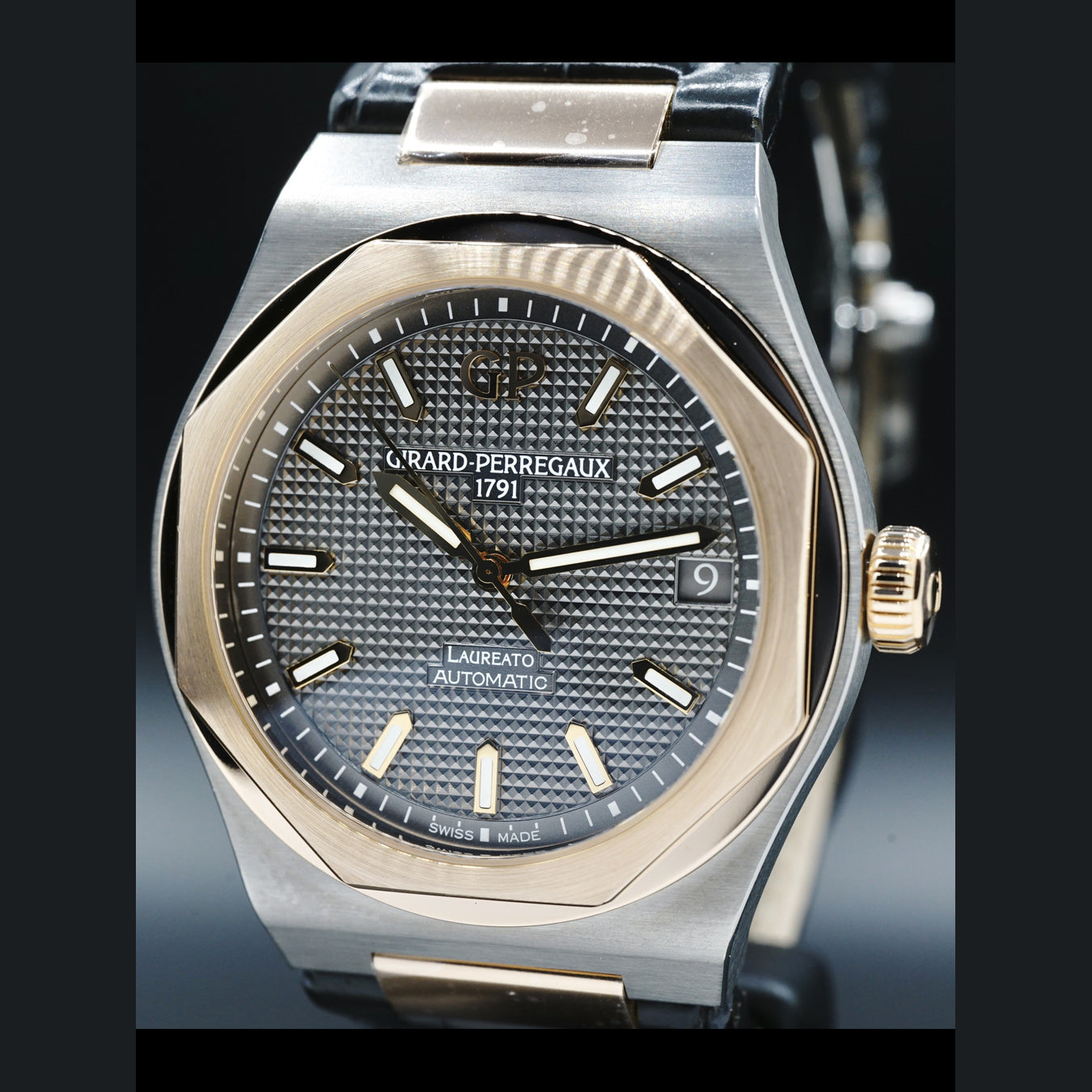 Girard Perregaux Laureato Automatic 81010-26-232-BB6A
