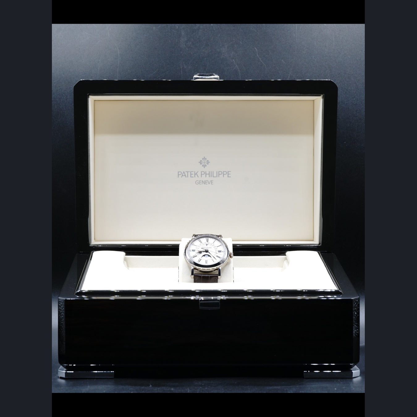 Patek Philippe Geneve 5159G-001