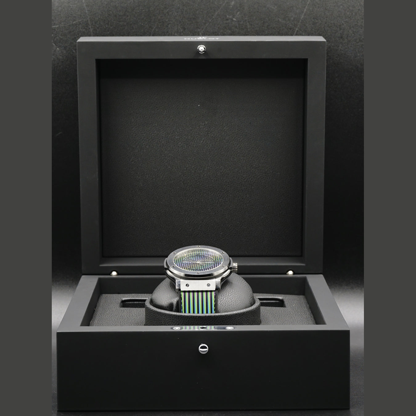 Hublot Classic Fusion Cruz Diez Titanium 45mm Limited Edition 511.NX.8900.VR.CZD19