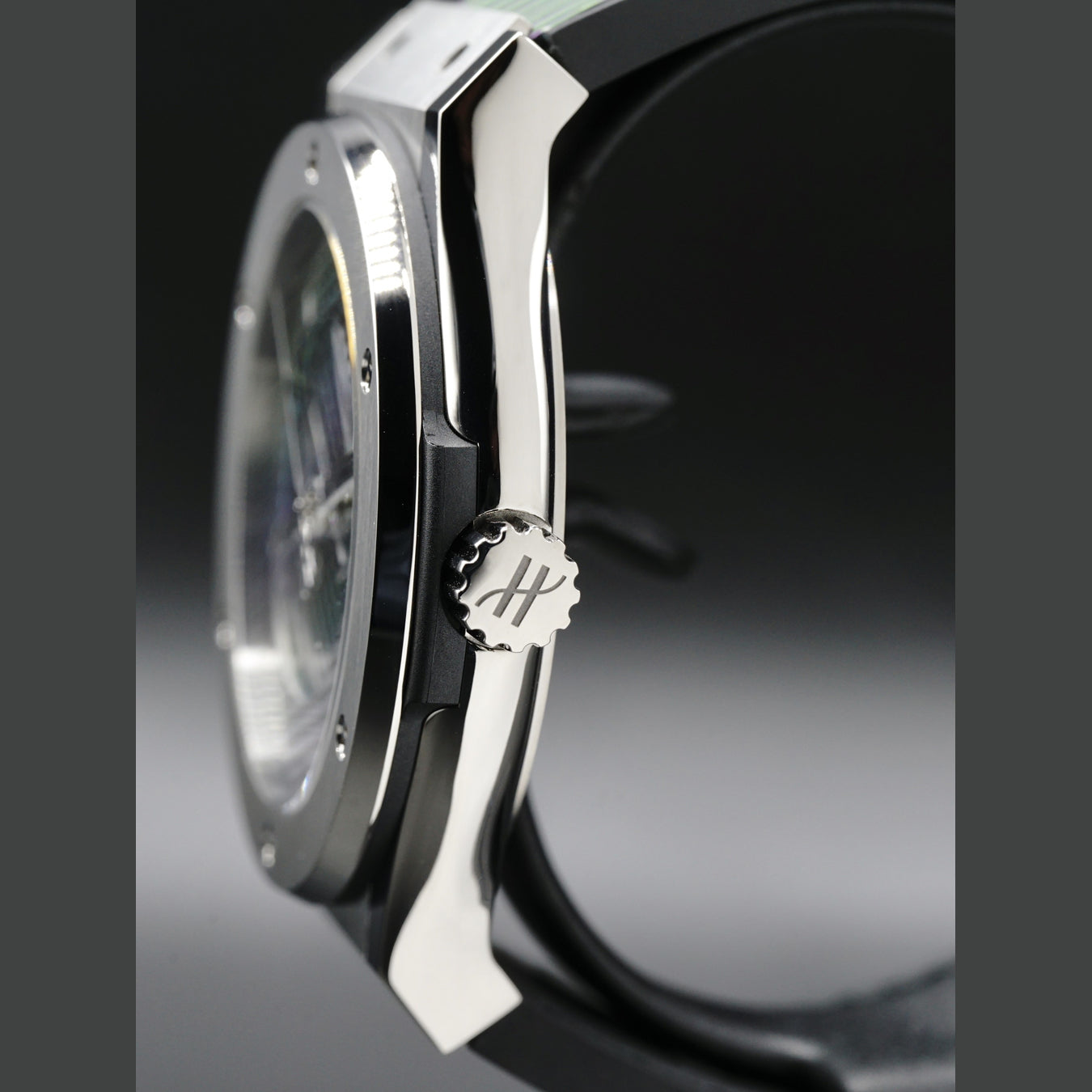 Hublot Classic Fusion Cruz Diez Titanium 45mm Limited Edition 511.NX.8900.VR.CZD19