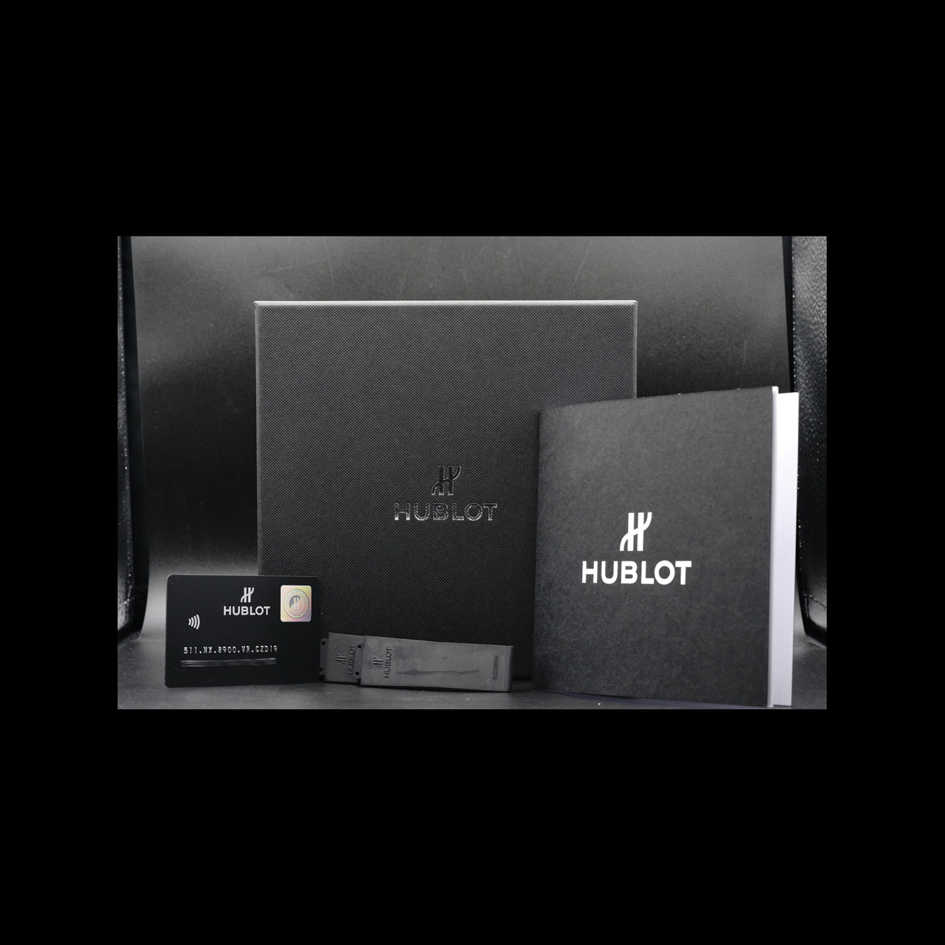 Hublot Classic Fusion Cruz Diez Titanium 45mm Limited Edition 511.NX.8900.VR.CZD19