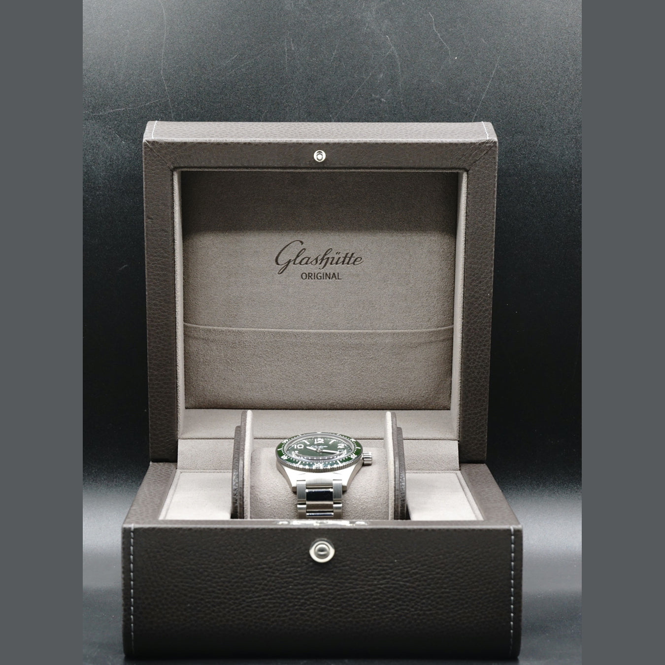 Glashutte SeaQ Auto SS Green 1-39-11-13-82-70