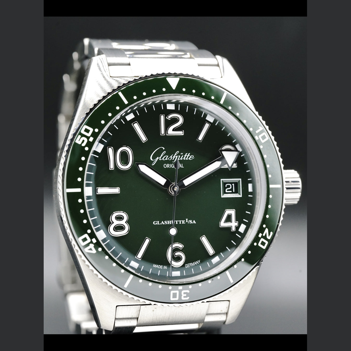 Glashutte SeaQ Auto SS Green 1-39-11-13-82-70