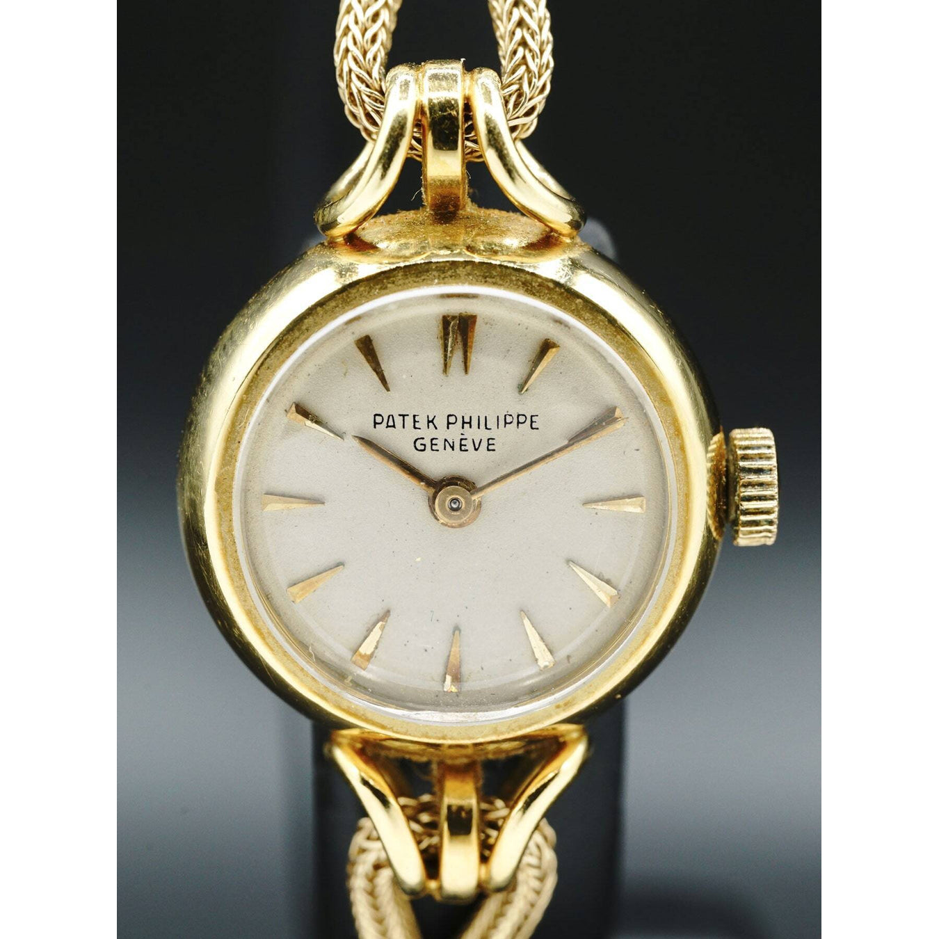 Patek Philippe Ladies 18K Vintage Wrist Watch 3036