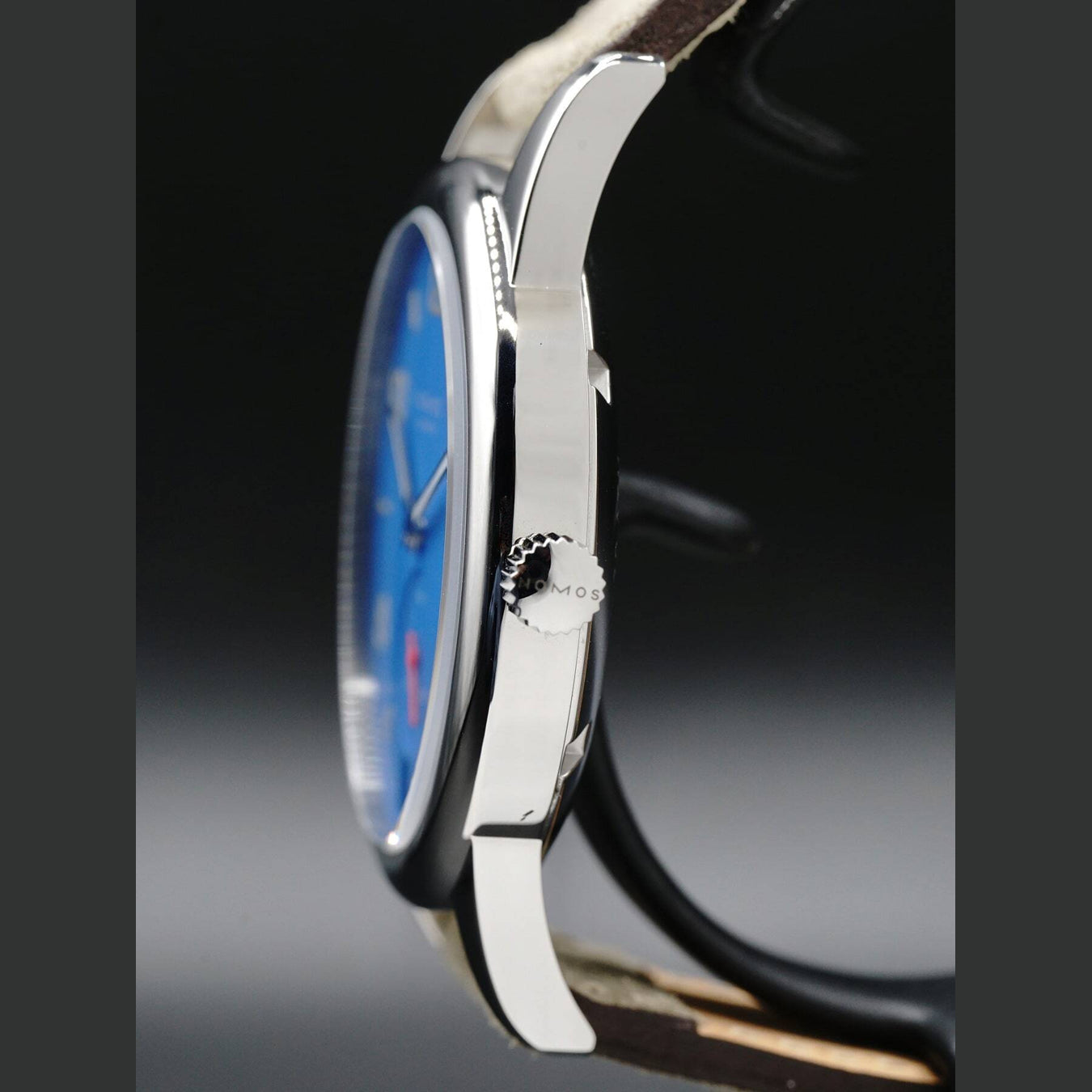 NOMOS Glashütte Club Automatic Date Blue 777