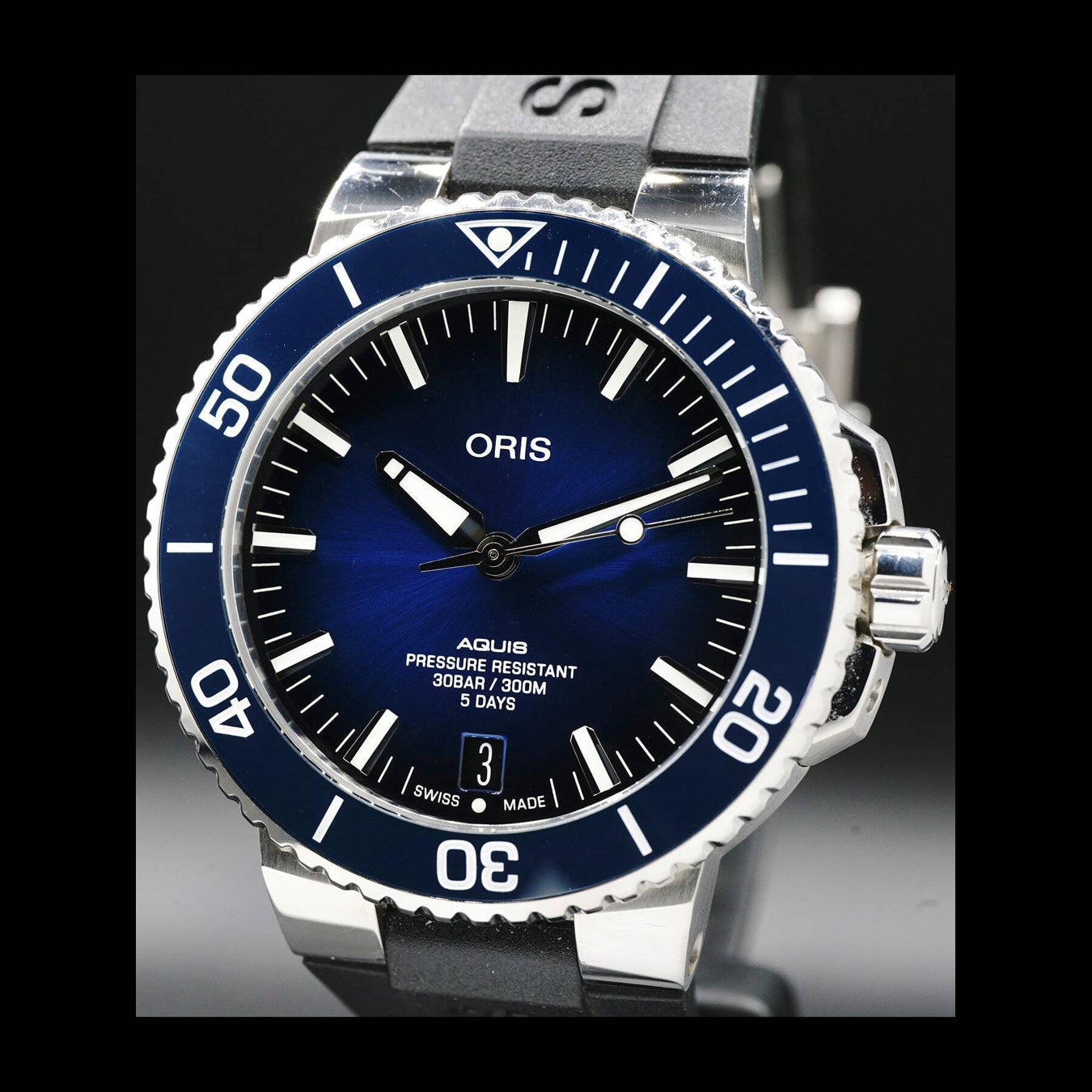 Oris Aquis Date Calibre 400 Diver on Bracelet 01 400 7763 4135