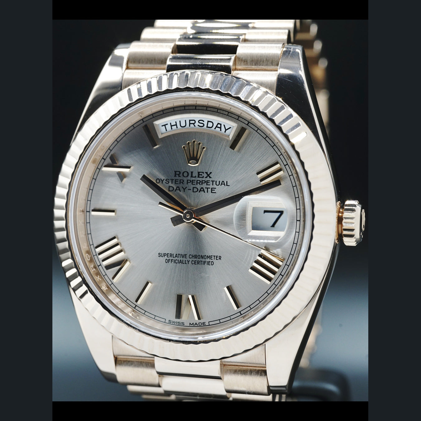 Rolex Day-Date 40mm Everose Gold 228235