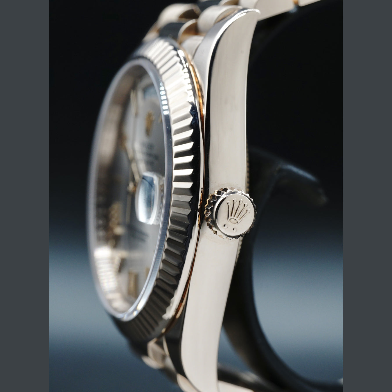 Rolex Day-Date 40mm Everose Gold 228235