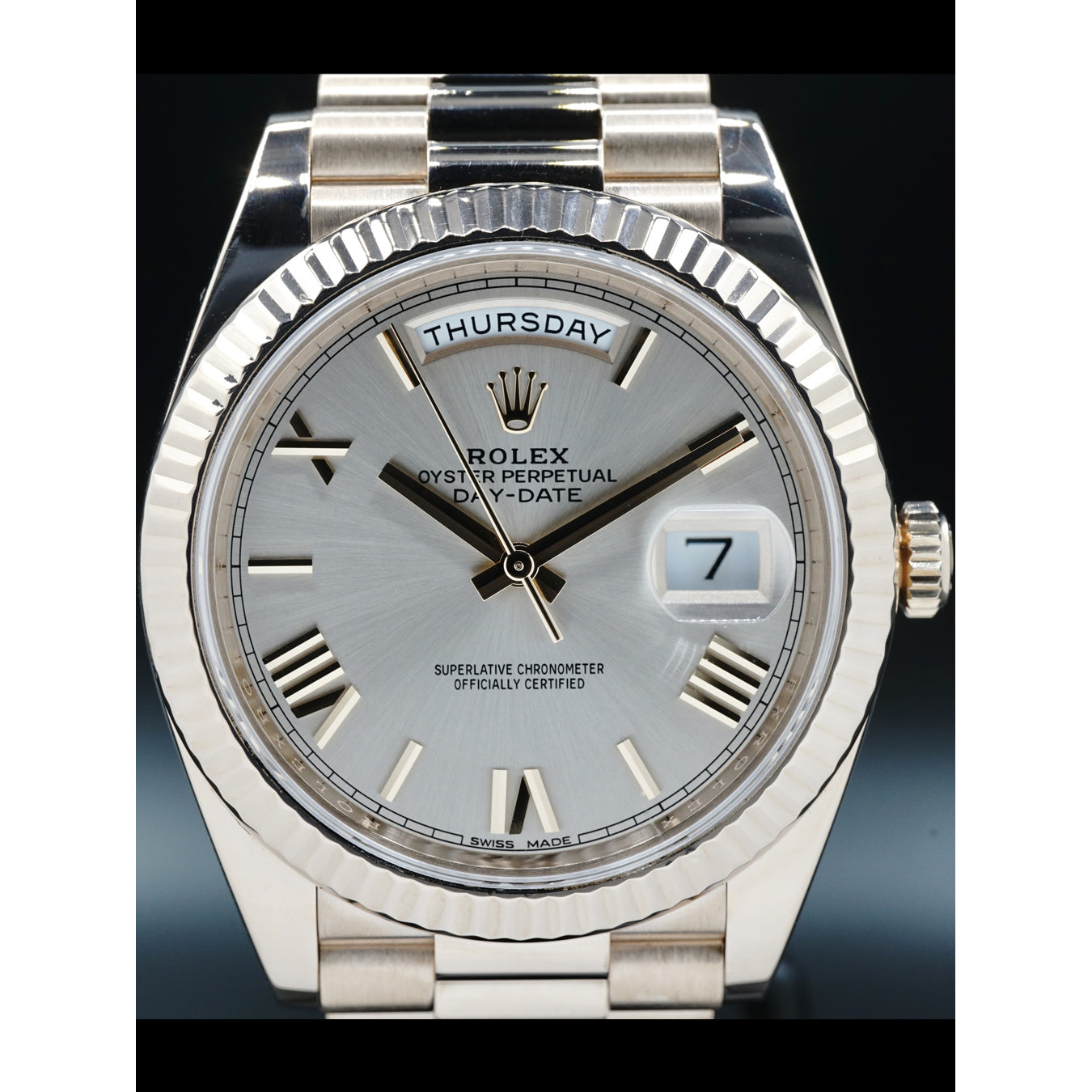 Rolex Day-Date 40mm Everose Gold 228235