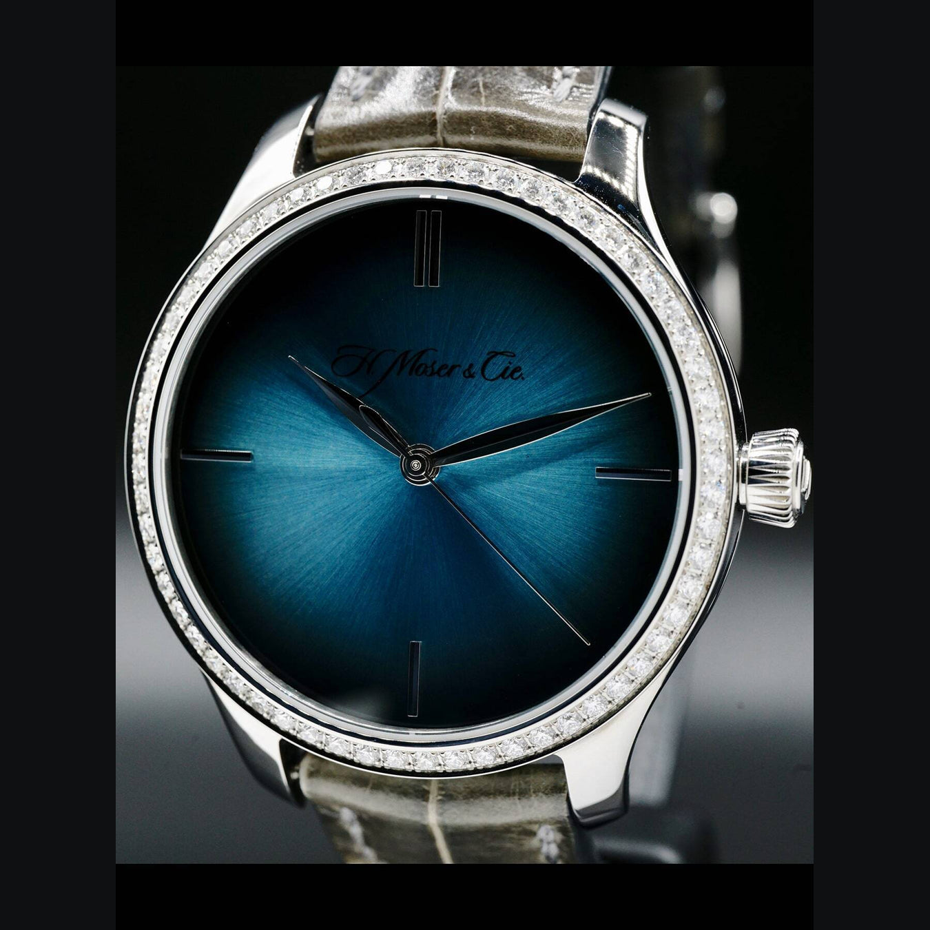 H. Moser & Cie. Endeavour Centre Seconds 1200-1207