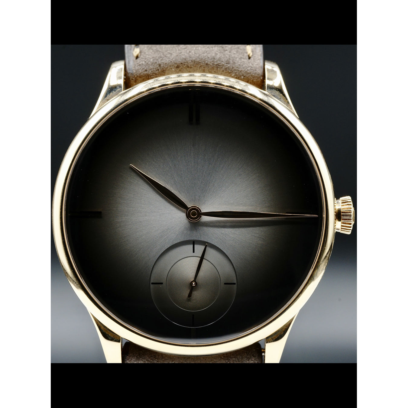 H. Moser & Cie. Venturer Small Seconds Purity Red Gold Fume Dial 2327-0404