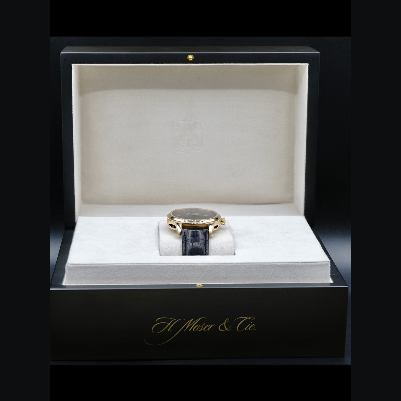 H. Moser & Cie. Endeavour Centre Seconds Concept Purple 1343-0112