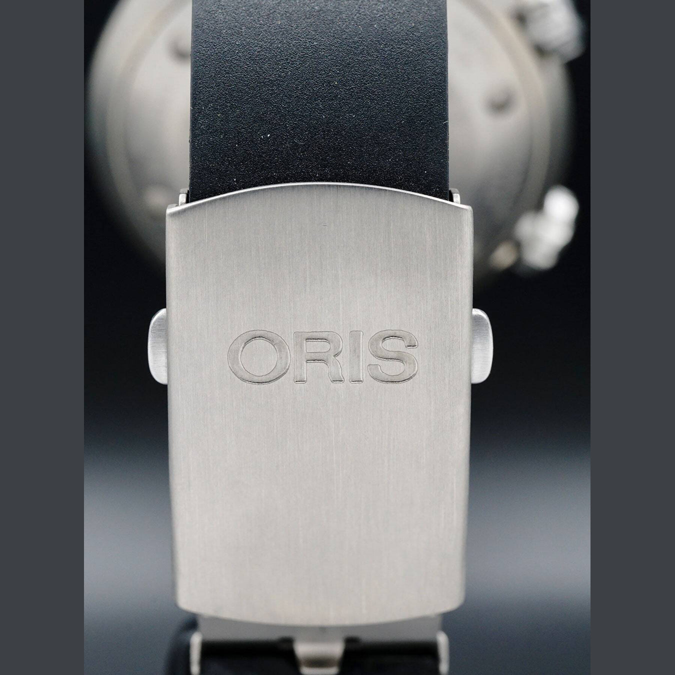 Oris Divers Titan "C" Small Second 01 743 7638 7454-07 4 24 34TE13