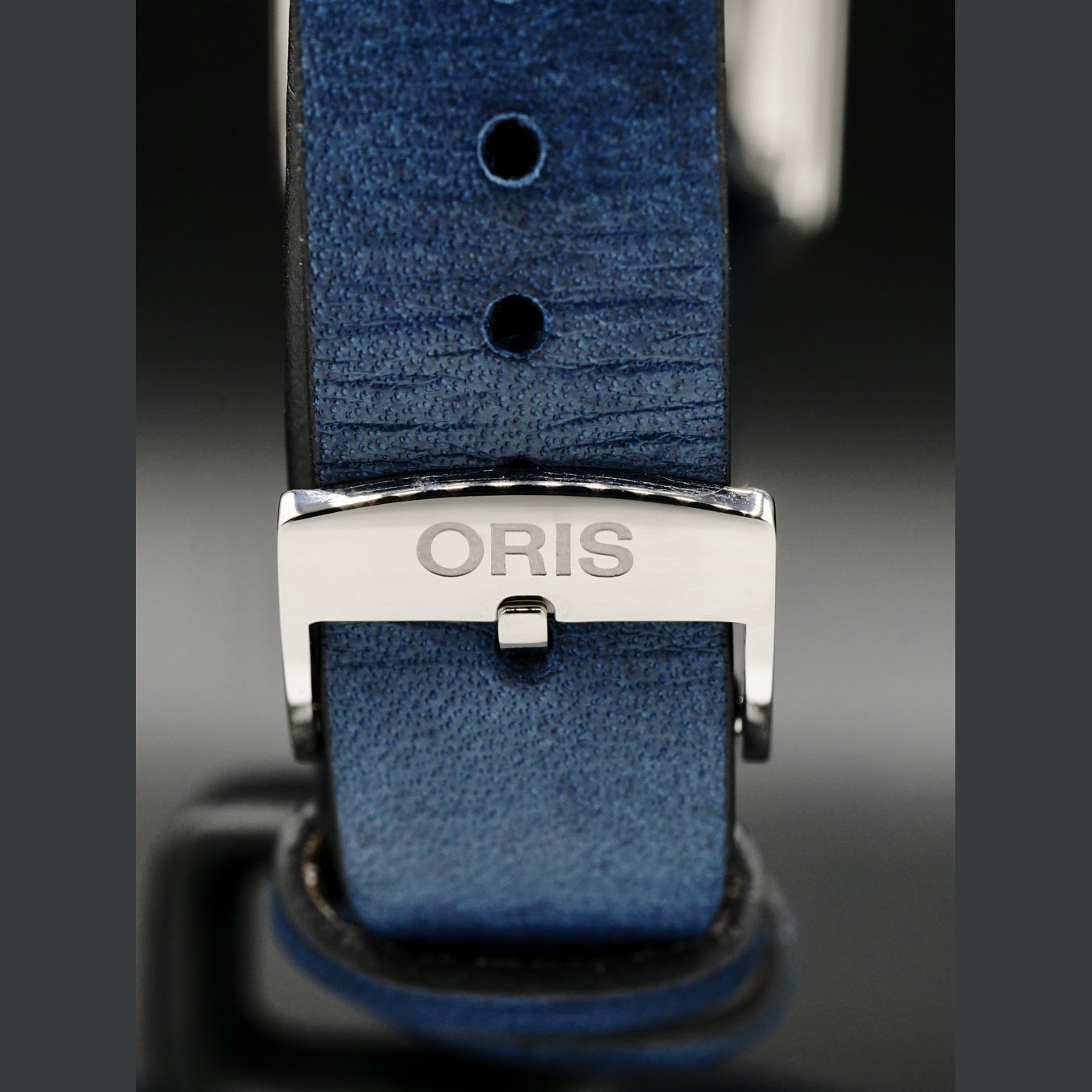 Oris Rectangular Blue 01 561 7783 4065-07 5 19 17
