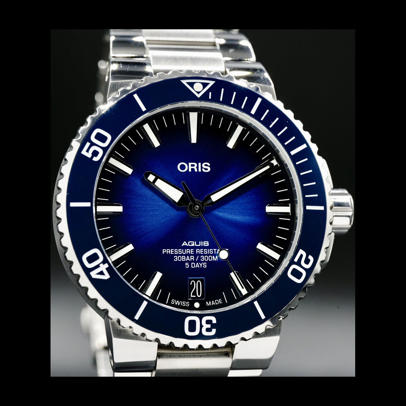 Oris Aquis Date Calibre 400 Diver on Bracelet 01 400 7763 4135