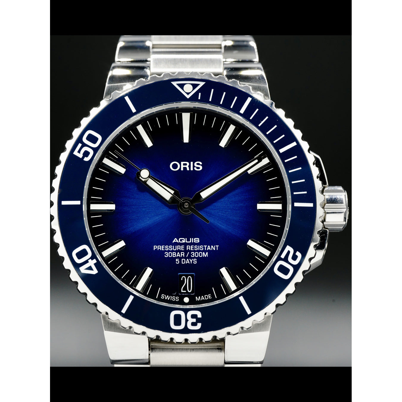 Oris Aquis Date Calibre 400 Diver on Bracelet 01 400 7763 4135