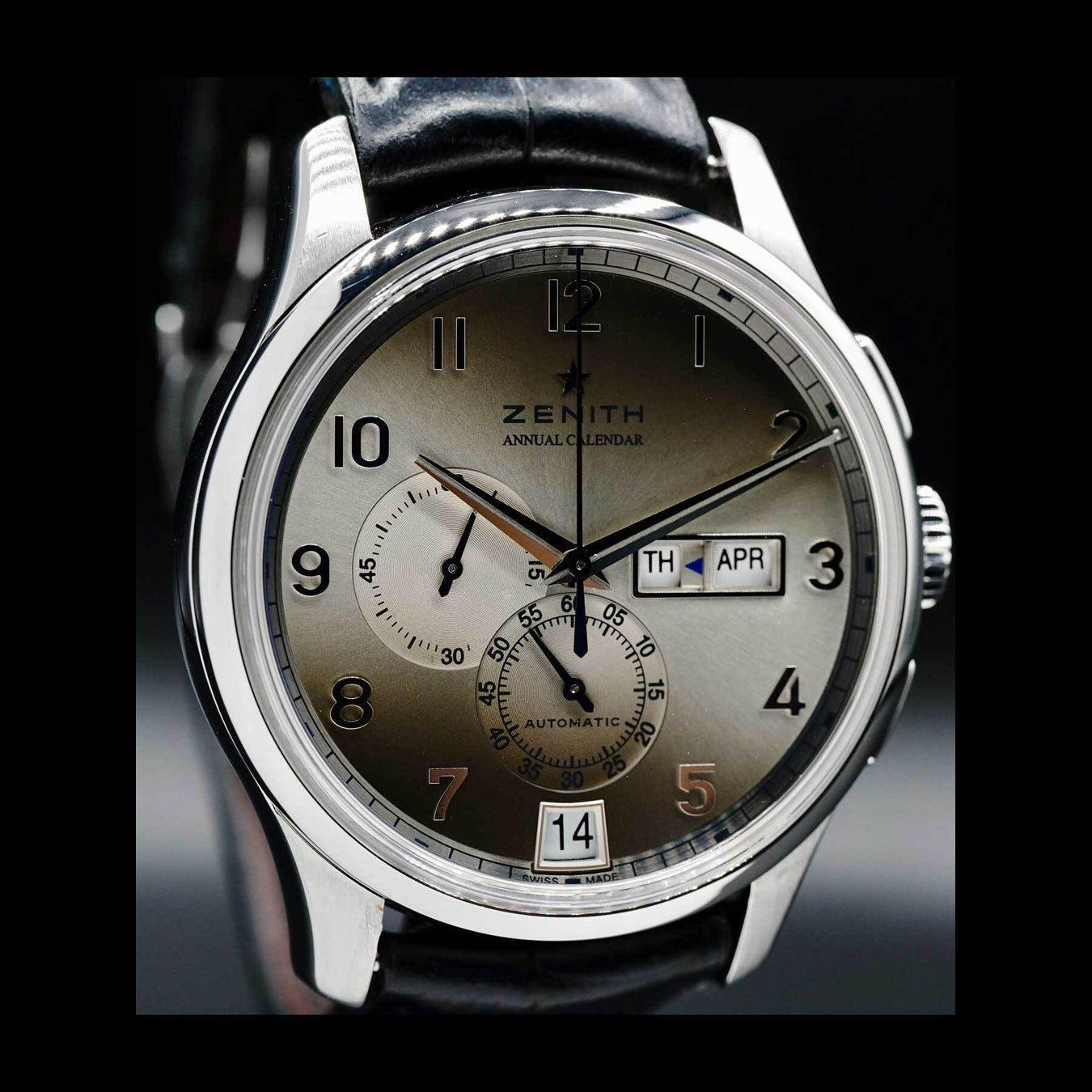 Zenith Captain Winsor Annual Calendar Fume Dial Men's Watch 03.2072.4054