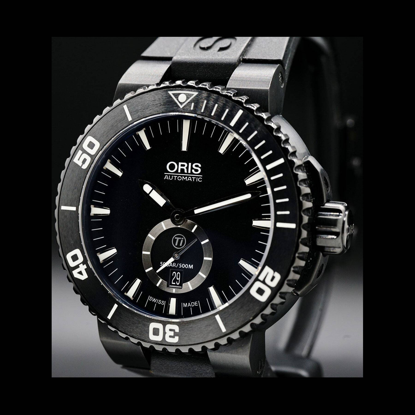 Oris Aquis Titan Small Second Date 01 739 7674 7754-07 4 26 34BTE