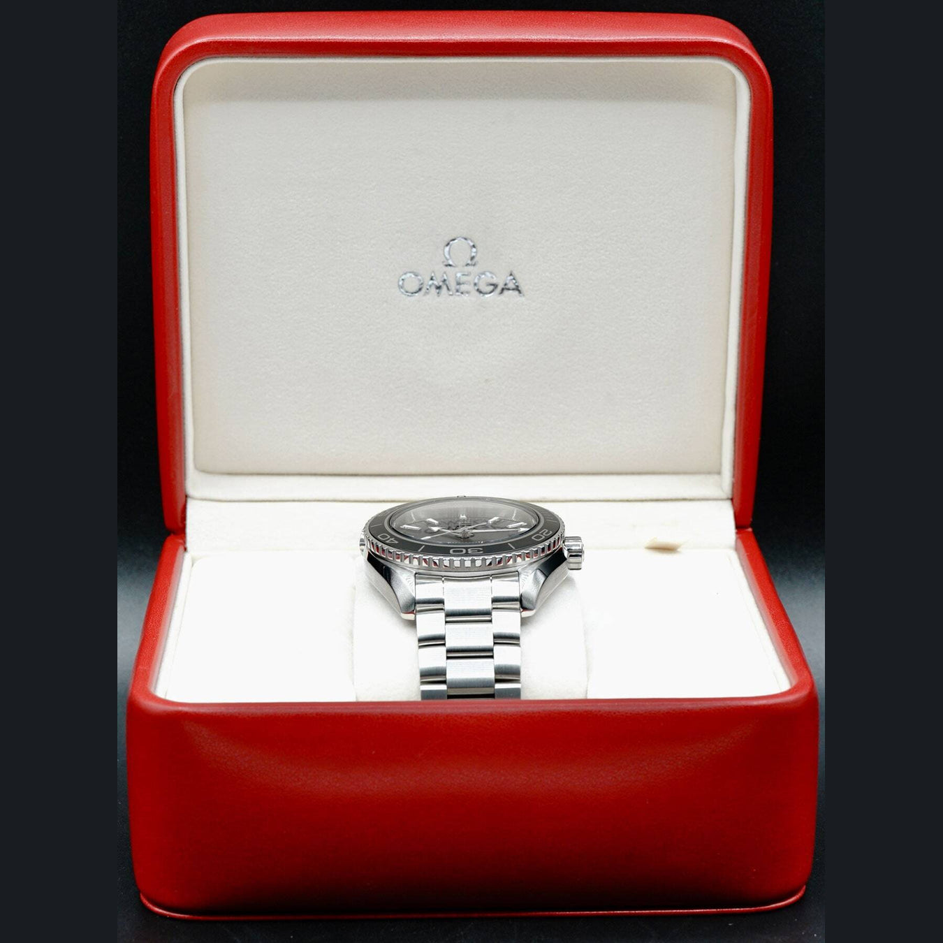 Omega Seamaster Planet Ocean 600M 210.30.46.21.01.001