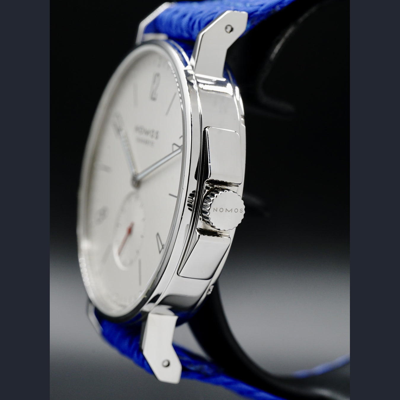NOMOS Glashütte Ahoi