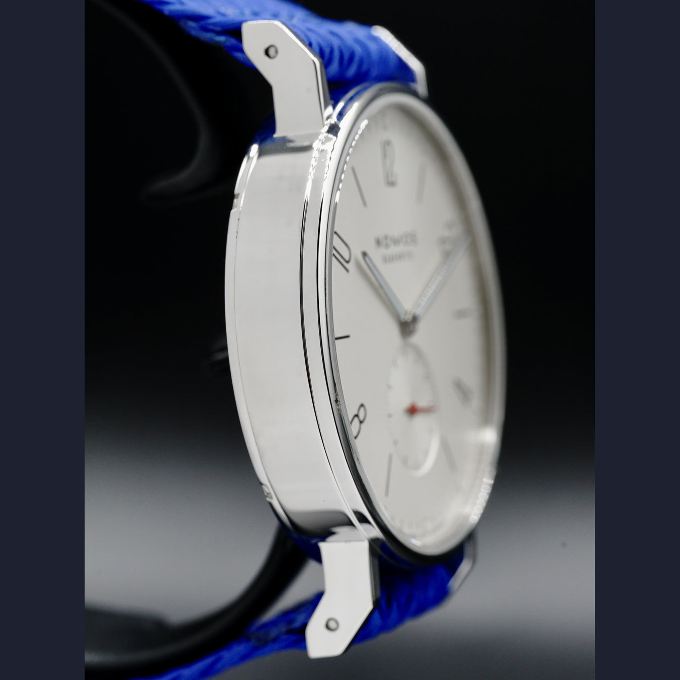 NOMOS Glashütte Ahoi