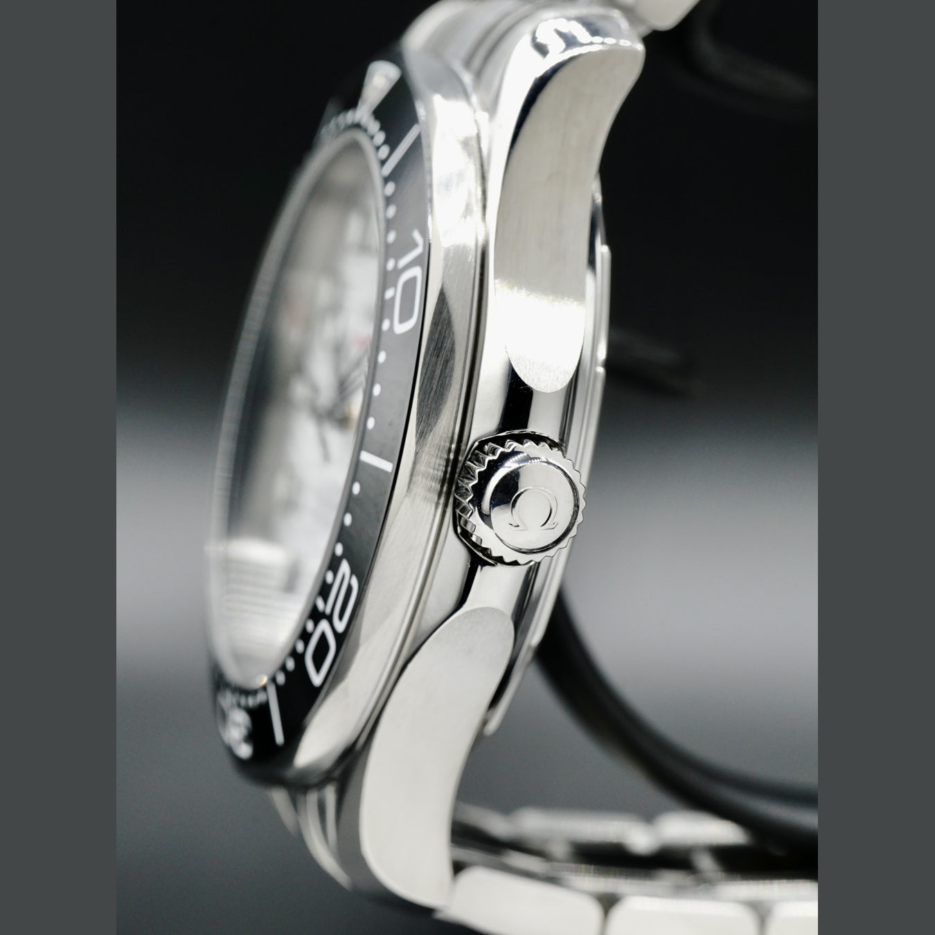 Omega Seamaster Diver 300m Master Chronometer 42mm 210.30.42.20.04.001