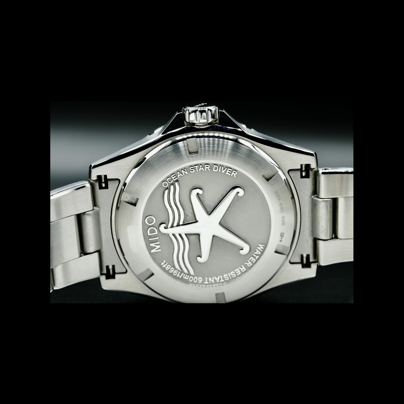 Mido Ocean Star Diver M0266081104100